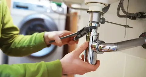 Plumbing Tips Every Homeowne